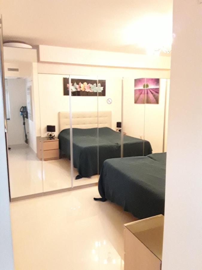 Front Port Line Sleeps 6 Διαμέρισμα Μαρμπέλλα Εξωτερικό φωτογραφία